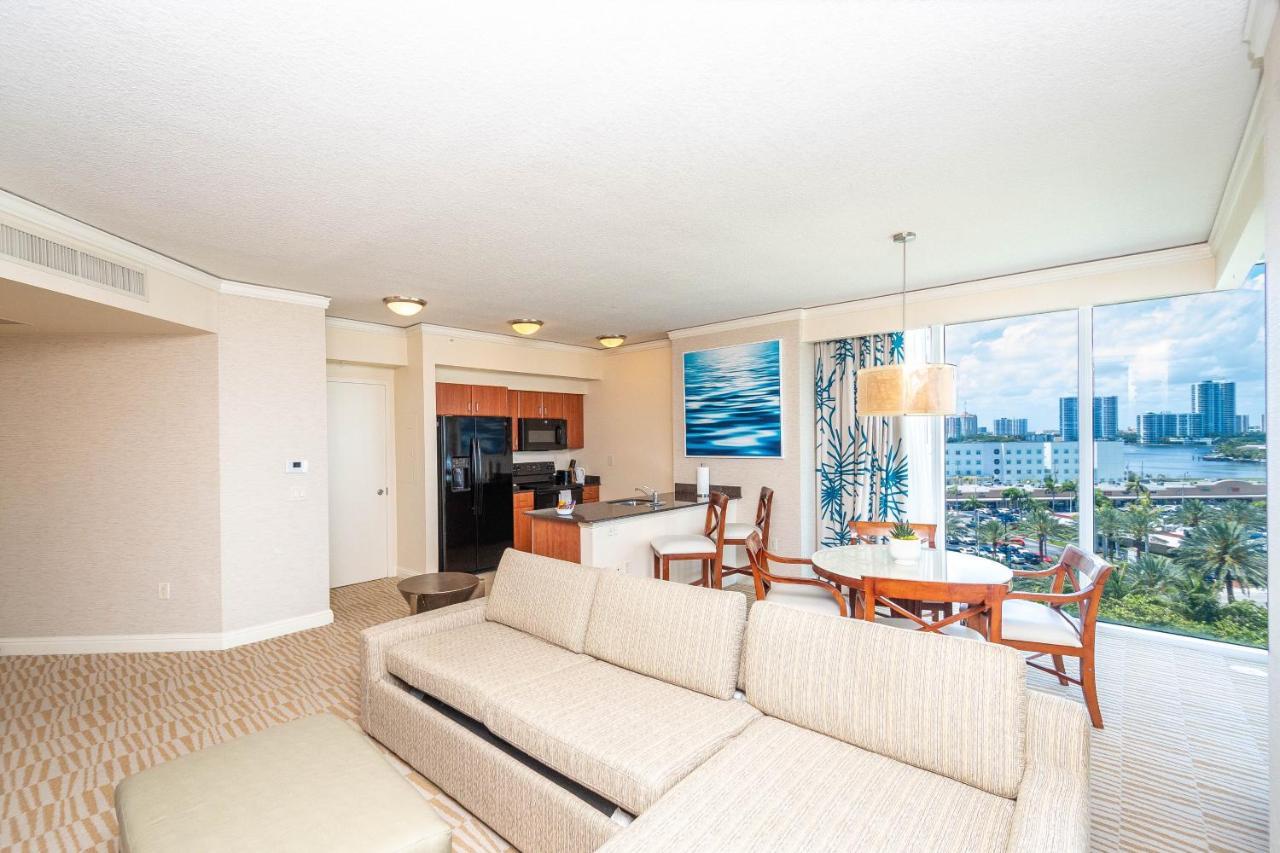 Trump Intl 2 Bedroom Apartment 1600 Sqf Ocean And Bay View Sunny Isles Beach Extérieur photo