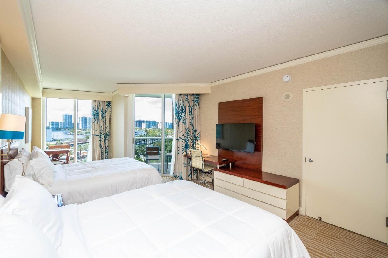 Trump Intl 2 Bedroom Apartment 1600 Sqf Ocean And Bay View Sunny Isles Beach Extérieur photo