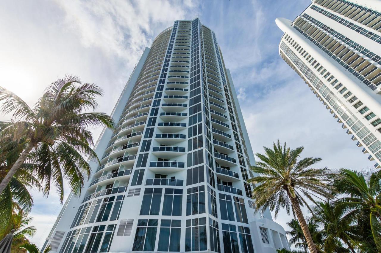 Trump Intl 2 Bedroom Apartment 1600 Sqf Ocean And Bay View Sunny Isles Beach Extérieur photo