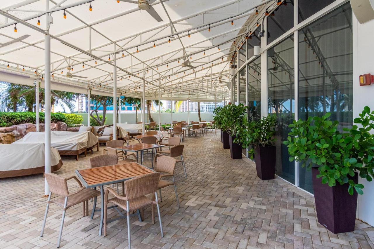 Trump Intl 2 Bedroom Apartment 1600 Sqf Ocean And Bay View Sunny Isles Beach Extérieur photo